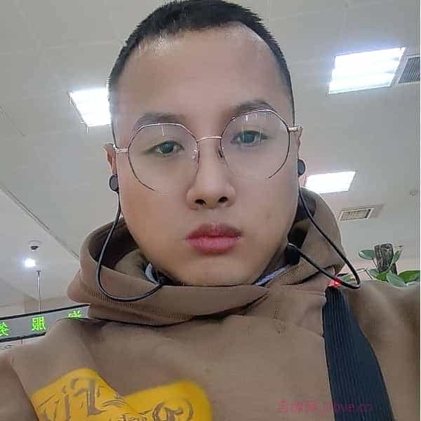43岁岁内蒙古单身帅哥 - 万安吉缘网